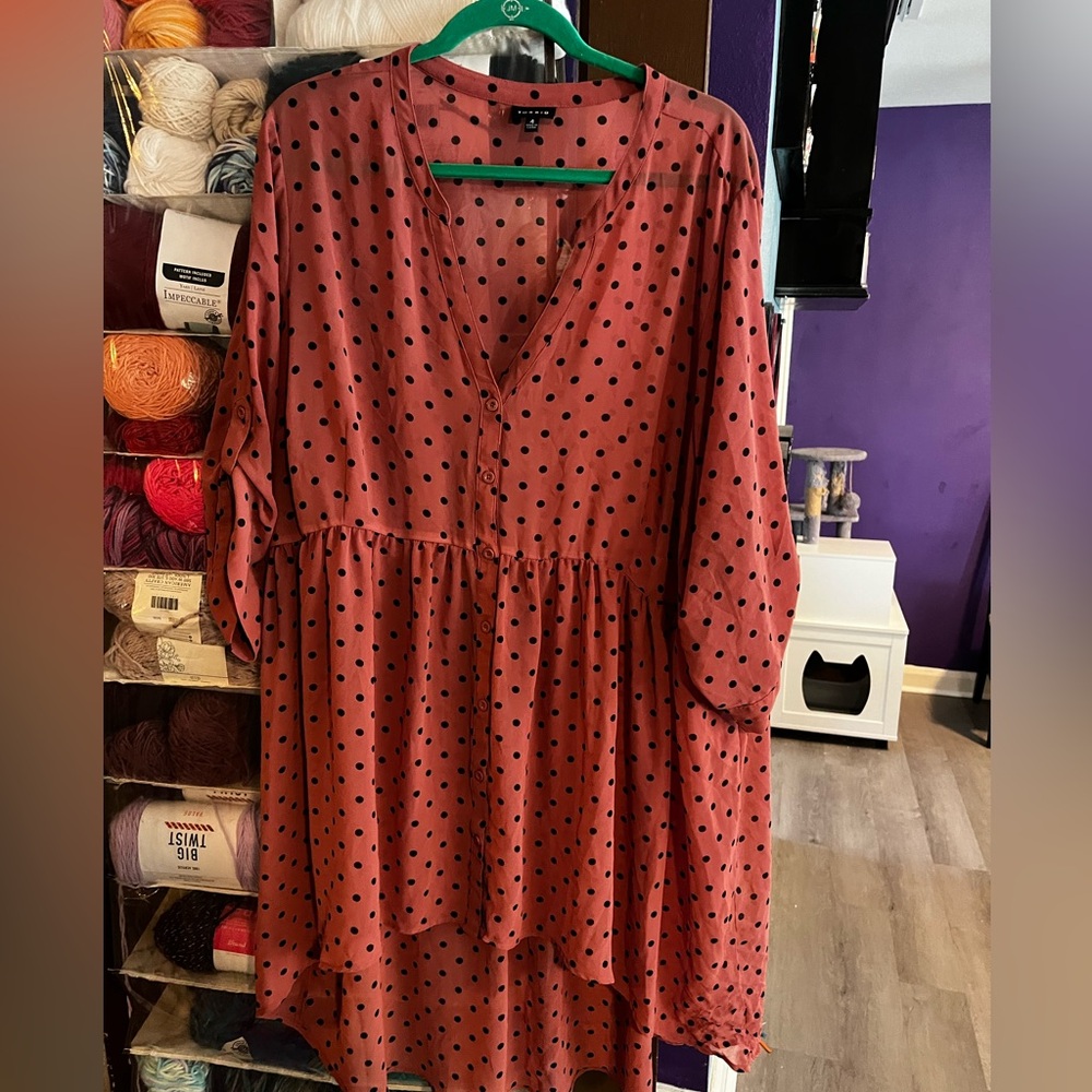 Pink sheer high-low Torrid Top